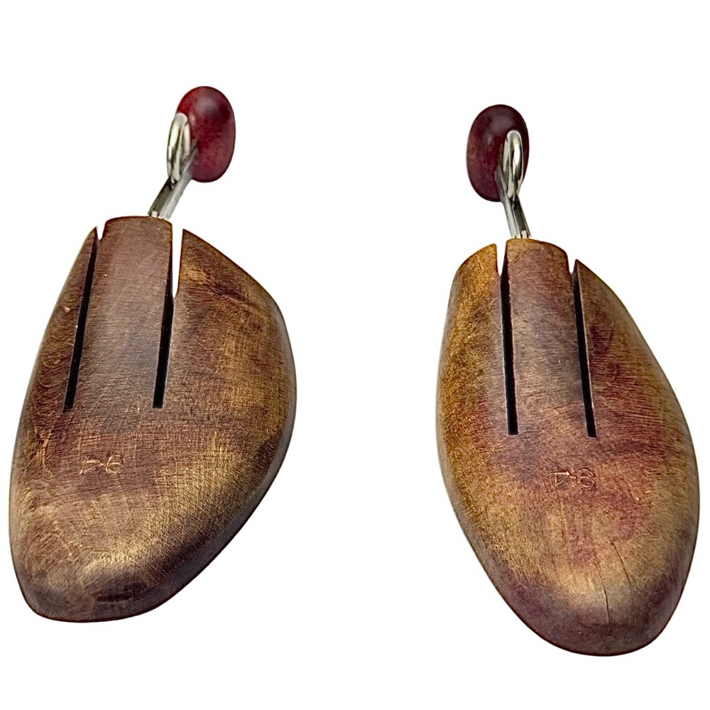 Vintage Pair of Men’s Wood Shoe Trees Wooden Shapers  Adjustable 1970s
